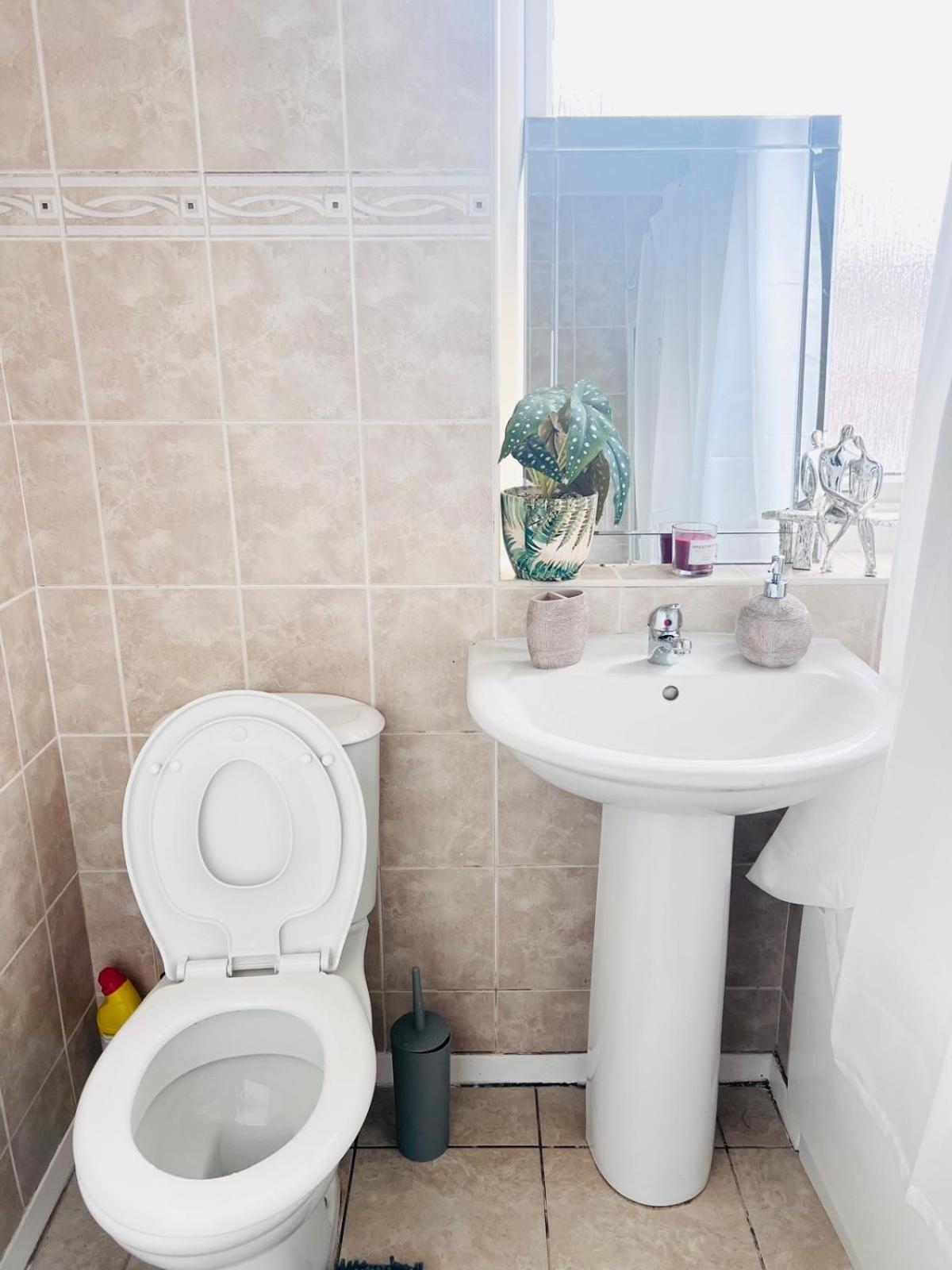 Cosy House Trafford マンチェスター エクステリア 写真